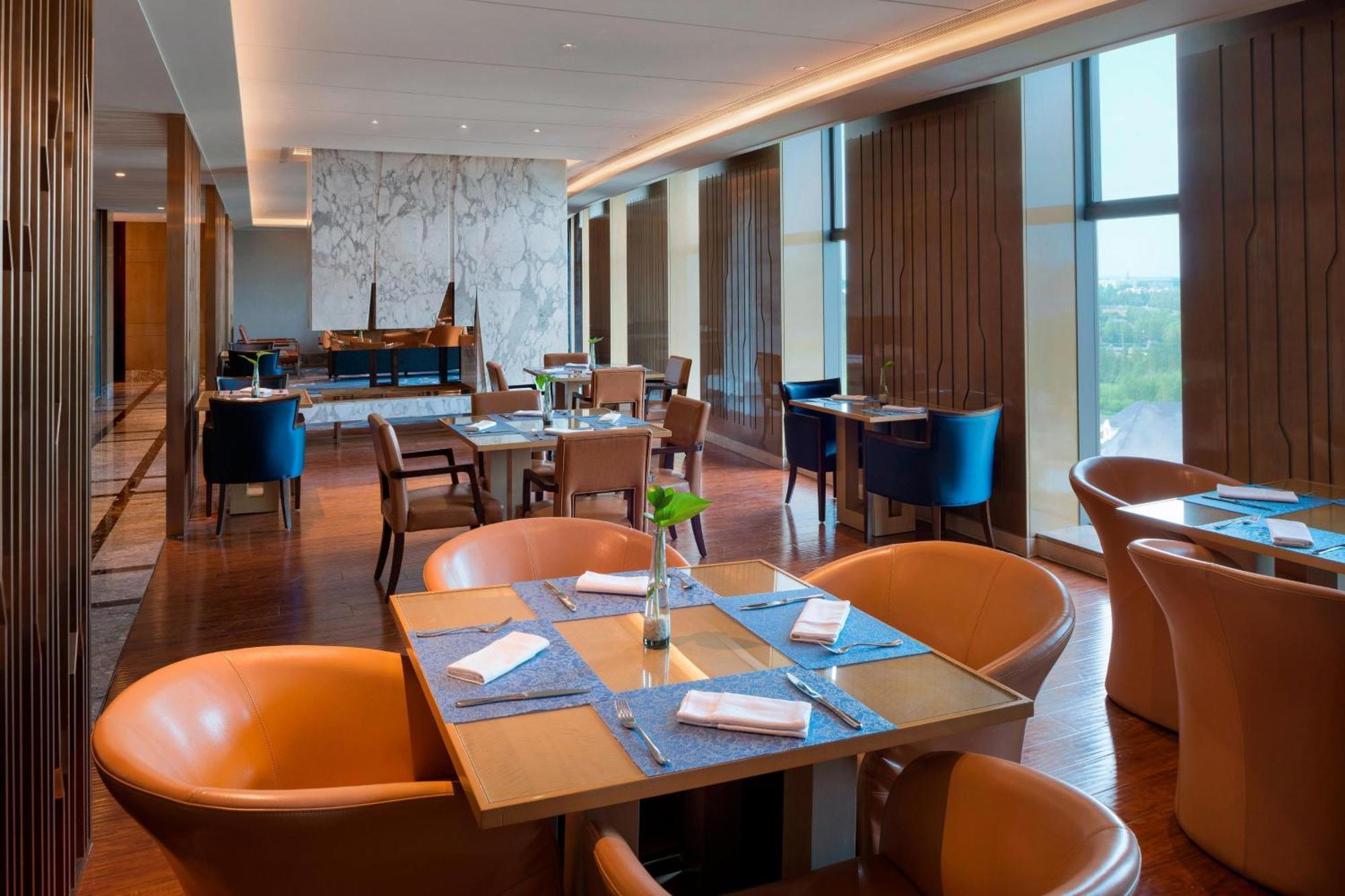 Sheraton Changchun Jingyuetan Hotel Exterior foto