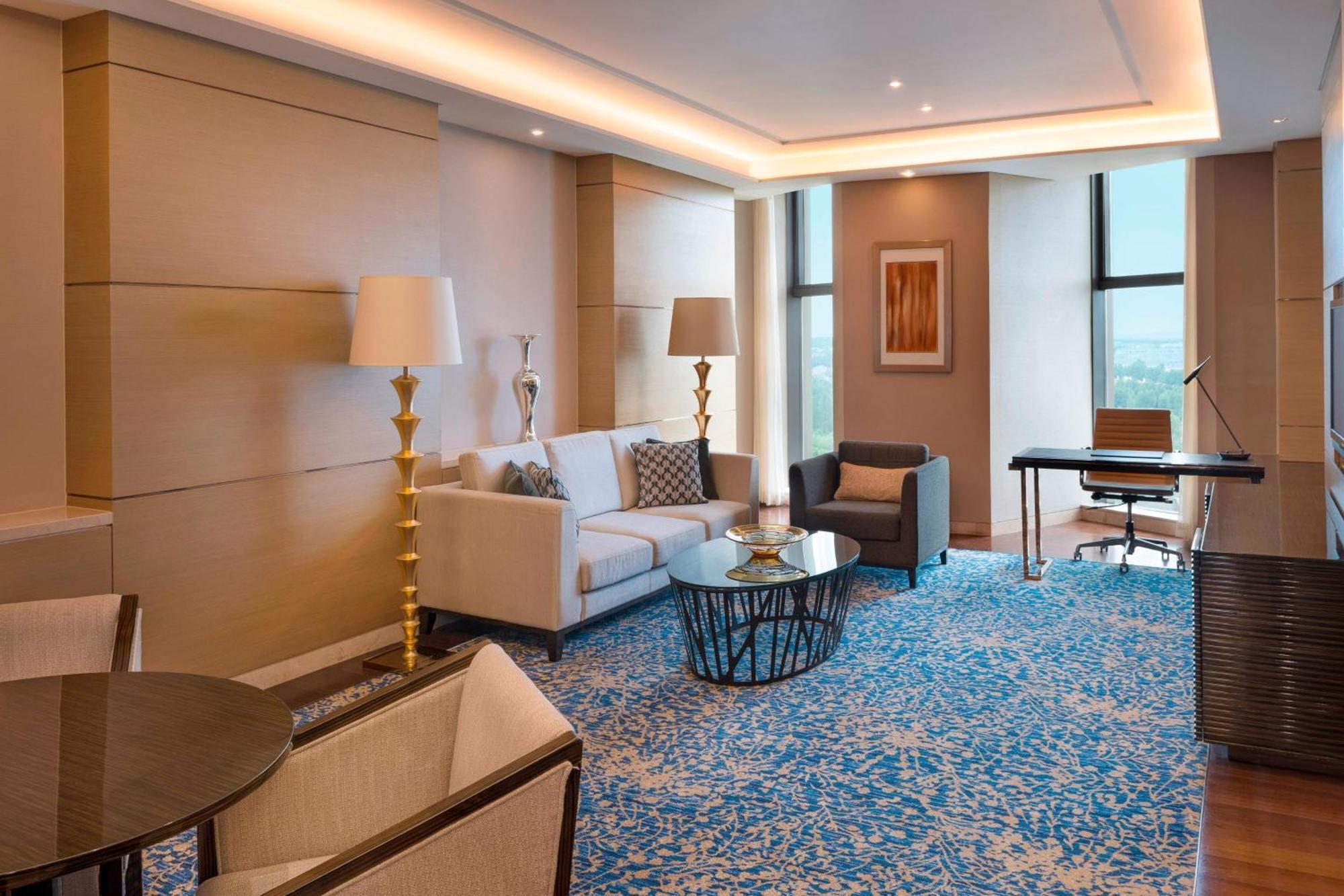 Sheraton Changchun Jingyuetan Hotel Exterior foto