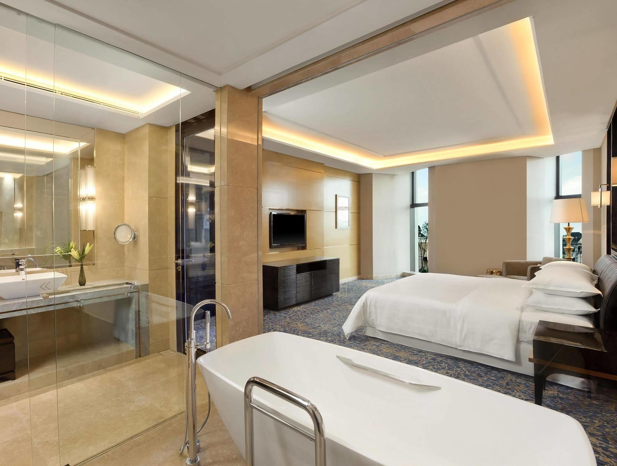 Sheraton Changchun Jingyuetan Hotel Exterior foto