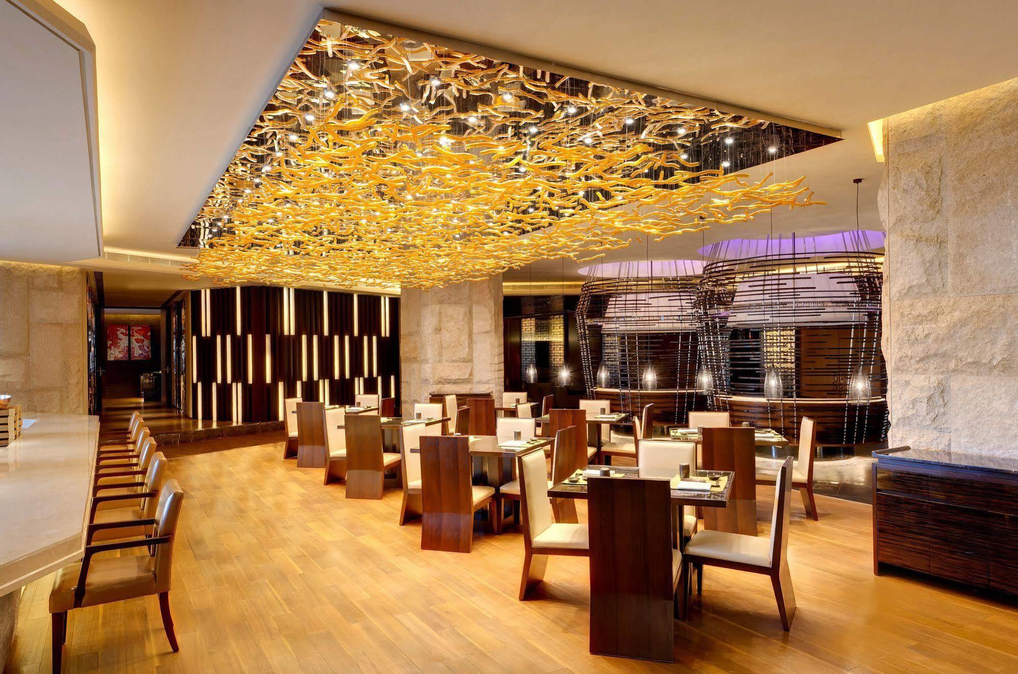 Sheraton Changchun Jingyuetan Hotel Exterior foto