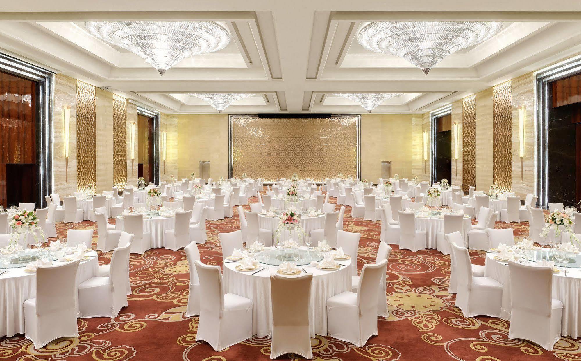 Sheraton Changchun Jingyuetan Hotel Exterior foto